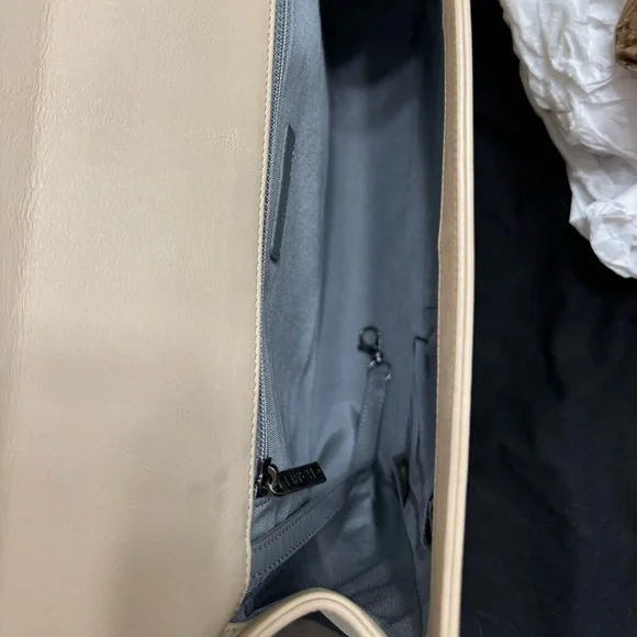 Large Chanel Boy Bag!!! - Picture 7 of 16